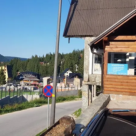 Domek alpejski Vlasic Vila Bellavista *